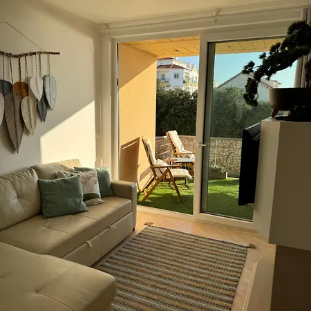 T1 Areia Branca Apartamento *